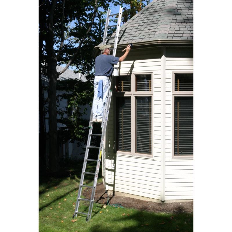 Werner 28 ft. H Aluminum Telescoping Extension Ladder Type II 225 lb. capacity