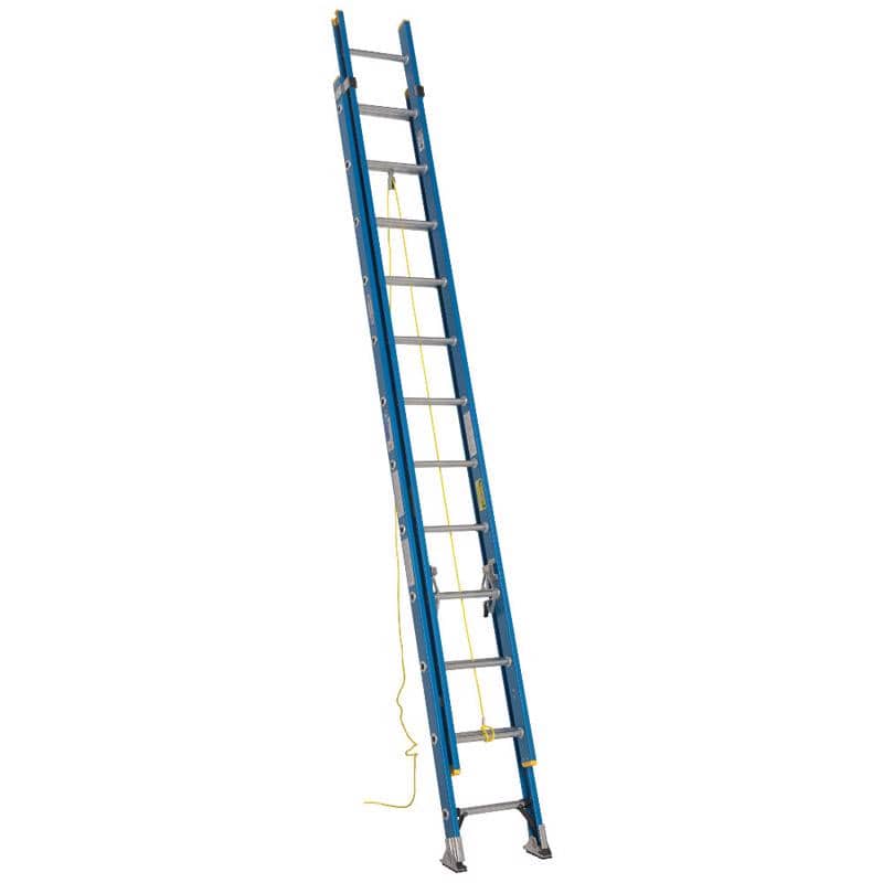 Werner 24 ft. H Fiberglass Telescoping Extension Ladder Type I 250 lb. capacity