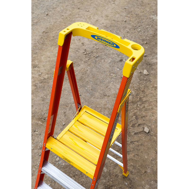 Werner 6 ft. H Fiberglass Podium Platform Ladder Type IA 300 lb. capacity