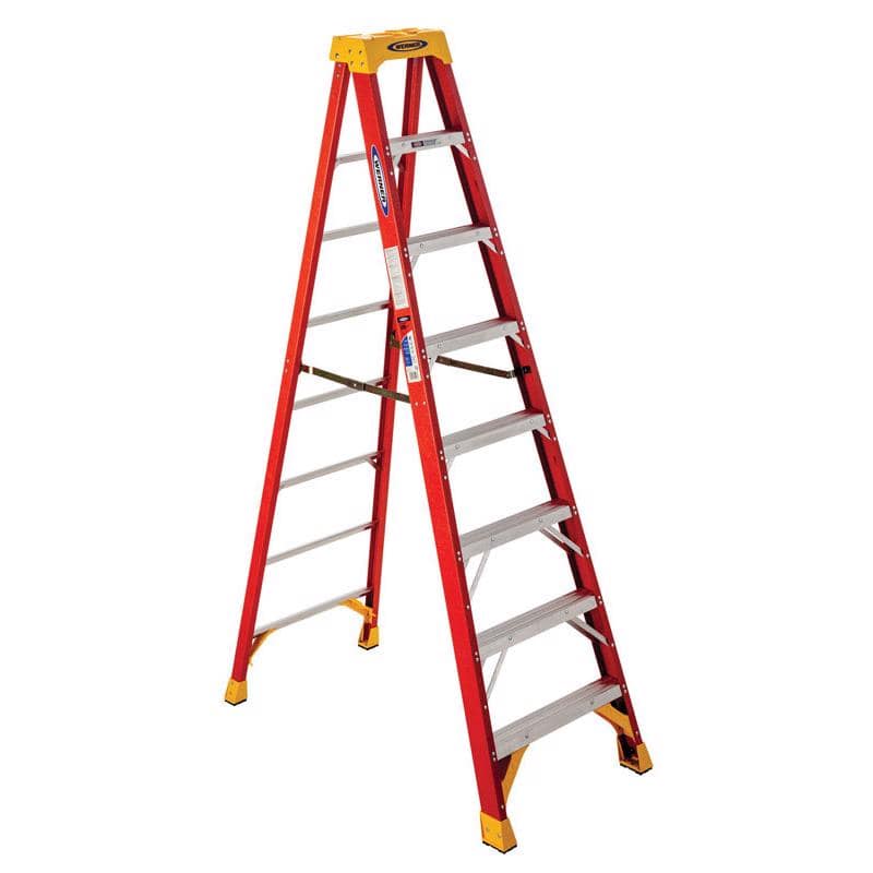 Werner 8 ft. H Fiberglass Step Ladder Type IA 300 lb. capacity